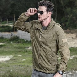 Chaqueta táctica ligera de verano cortavientos para hombre impermeable